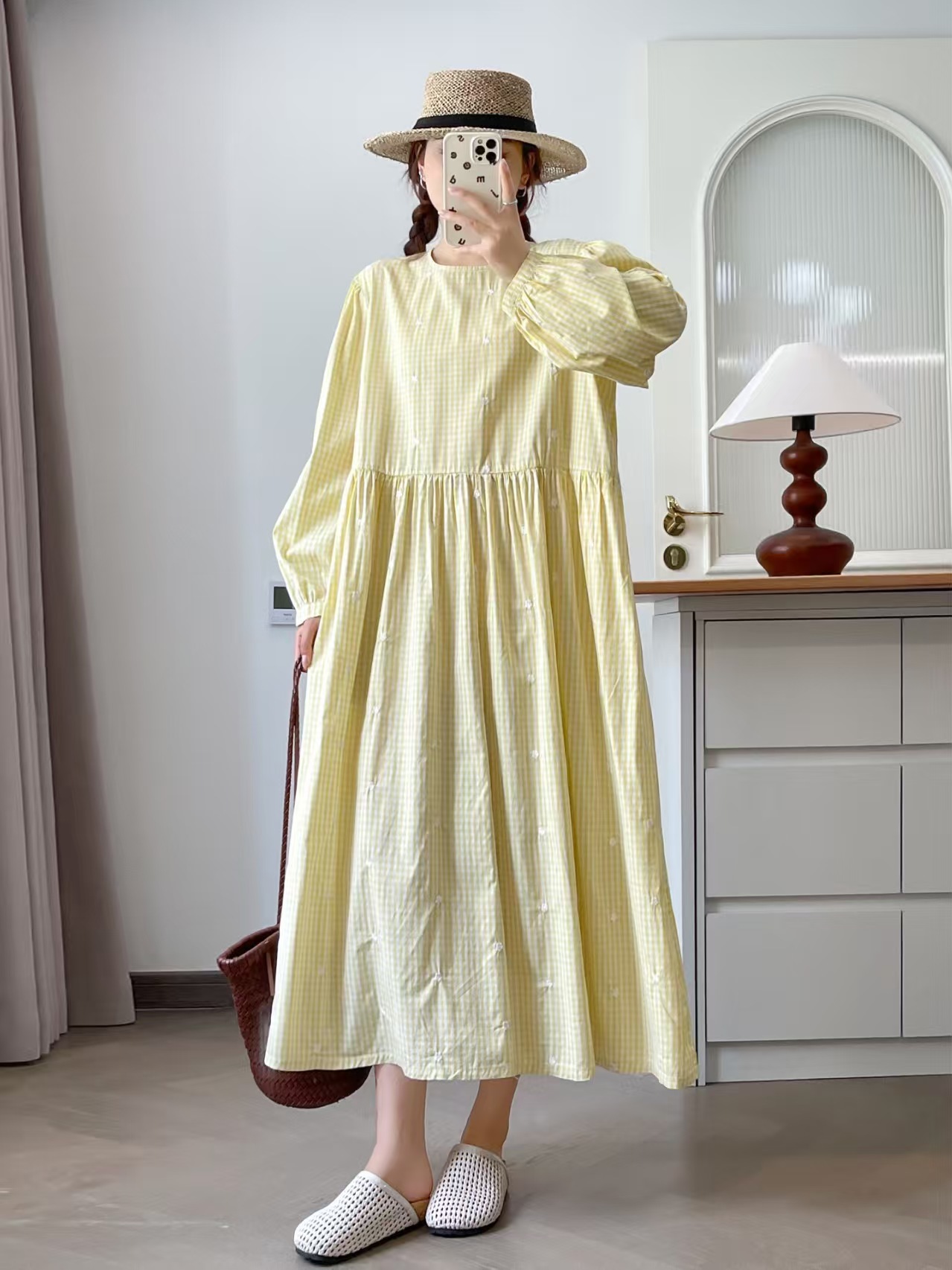 تمثال نصفي 118 سنتيمتر موري فت - مراجعة Embroidery Yellow Dress وسعره