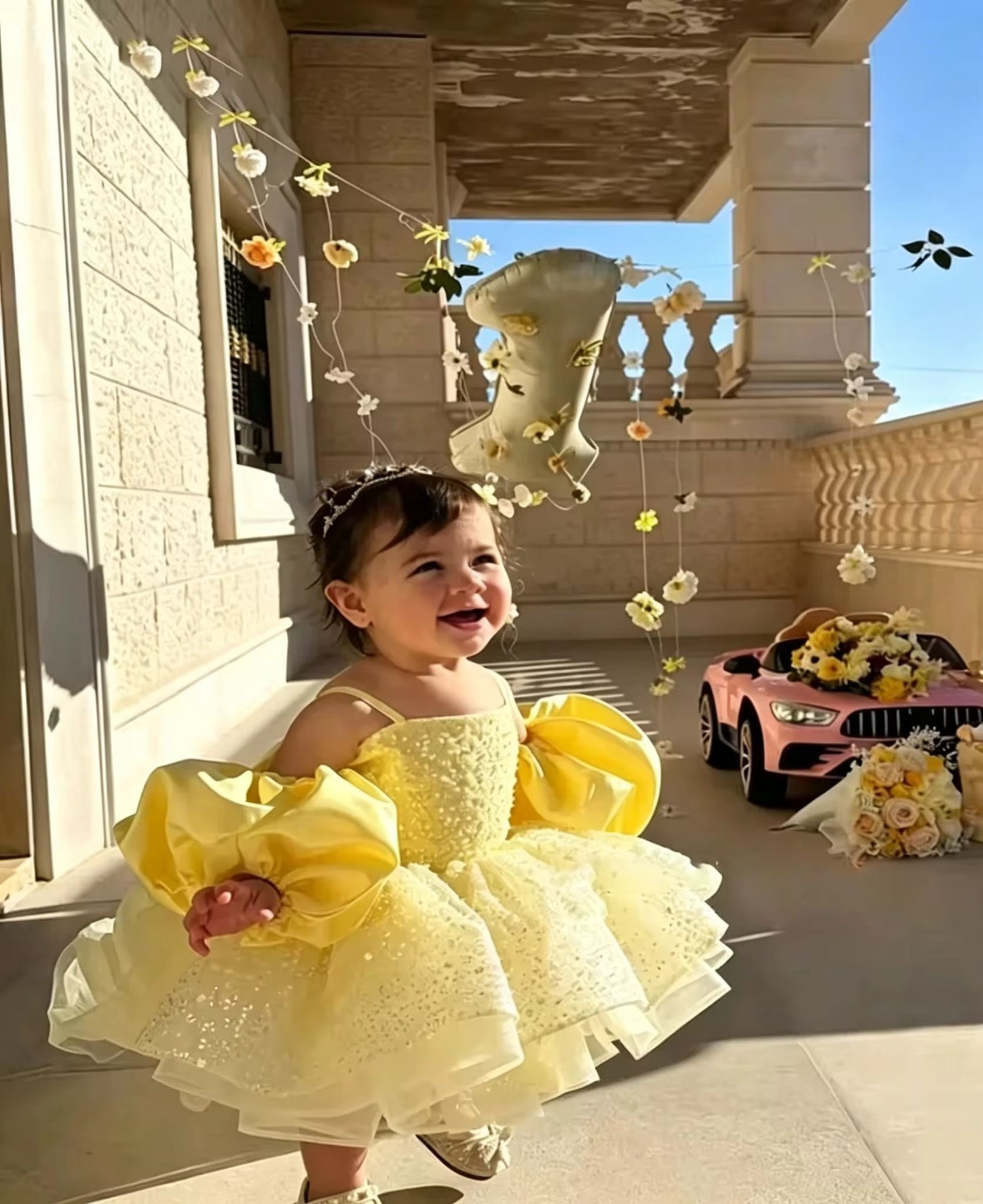 فساتين لطيفة للفتيات الصغيرات  - مراجعة Embroidery Yellow Dress وسعره