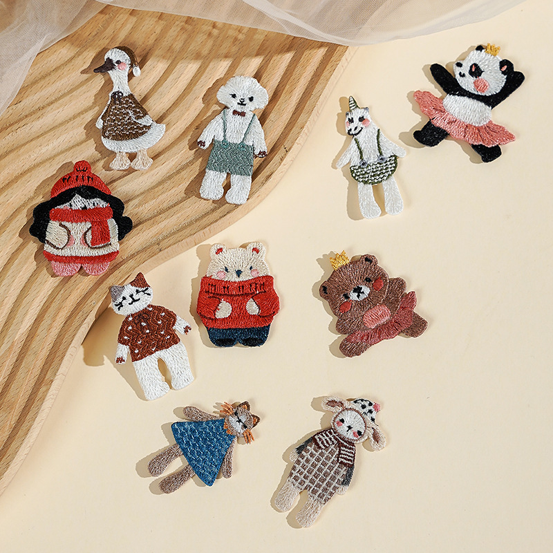 لطيف الكرتون الحيوان فتاة صغير - مراجعة Embroidery Letter M وسعره
