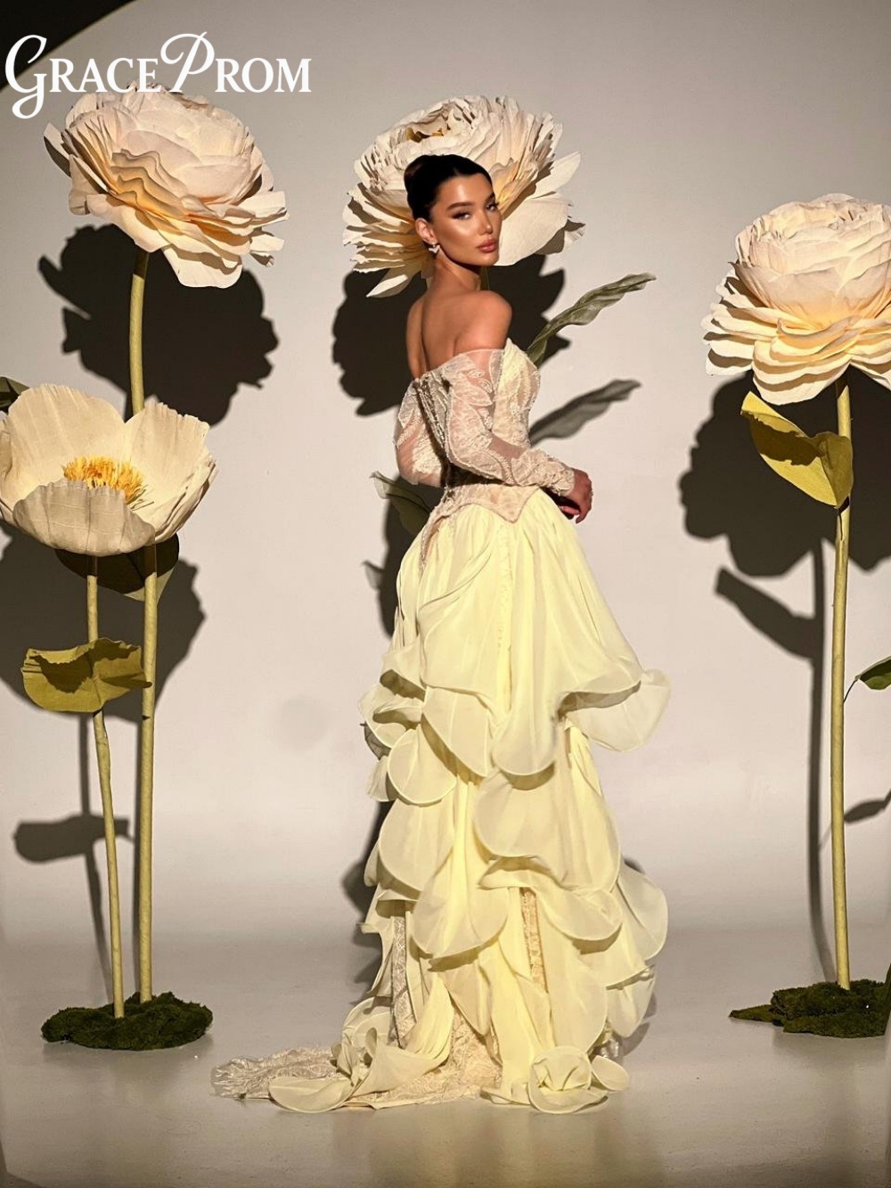 فستان سهرة أنيق بلون أصفر زبدي - مراجعة Embroidery Yellow Dress وسعره